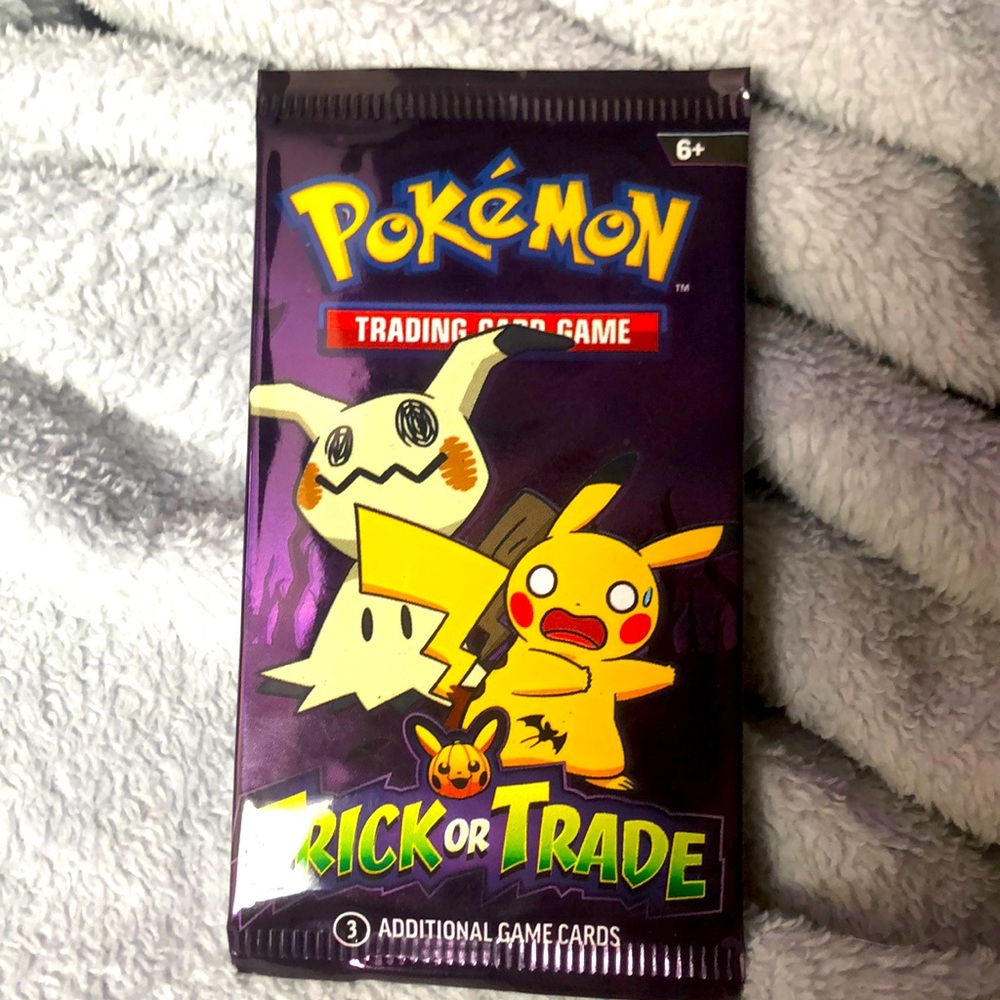 Pokémon Halloween trading cards